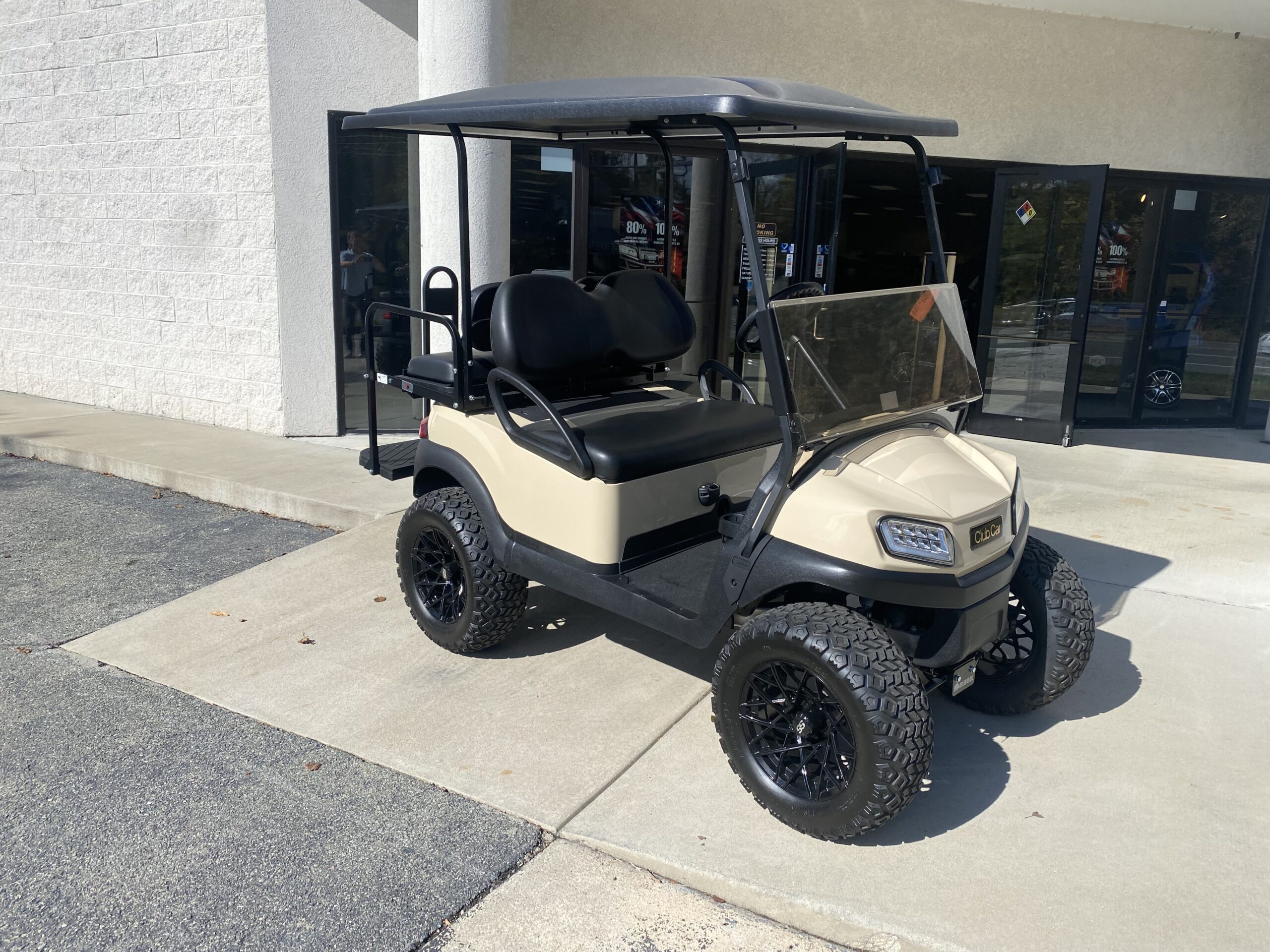 2020 Club Car Tempo Electric 4-Passenger- Beige - Image 5