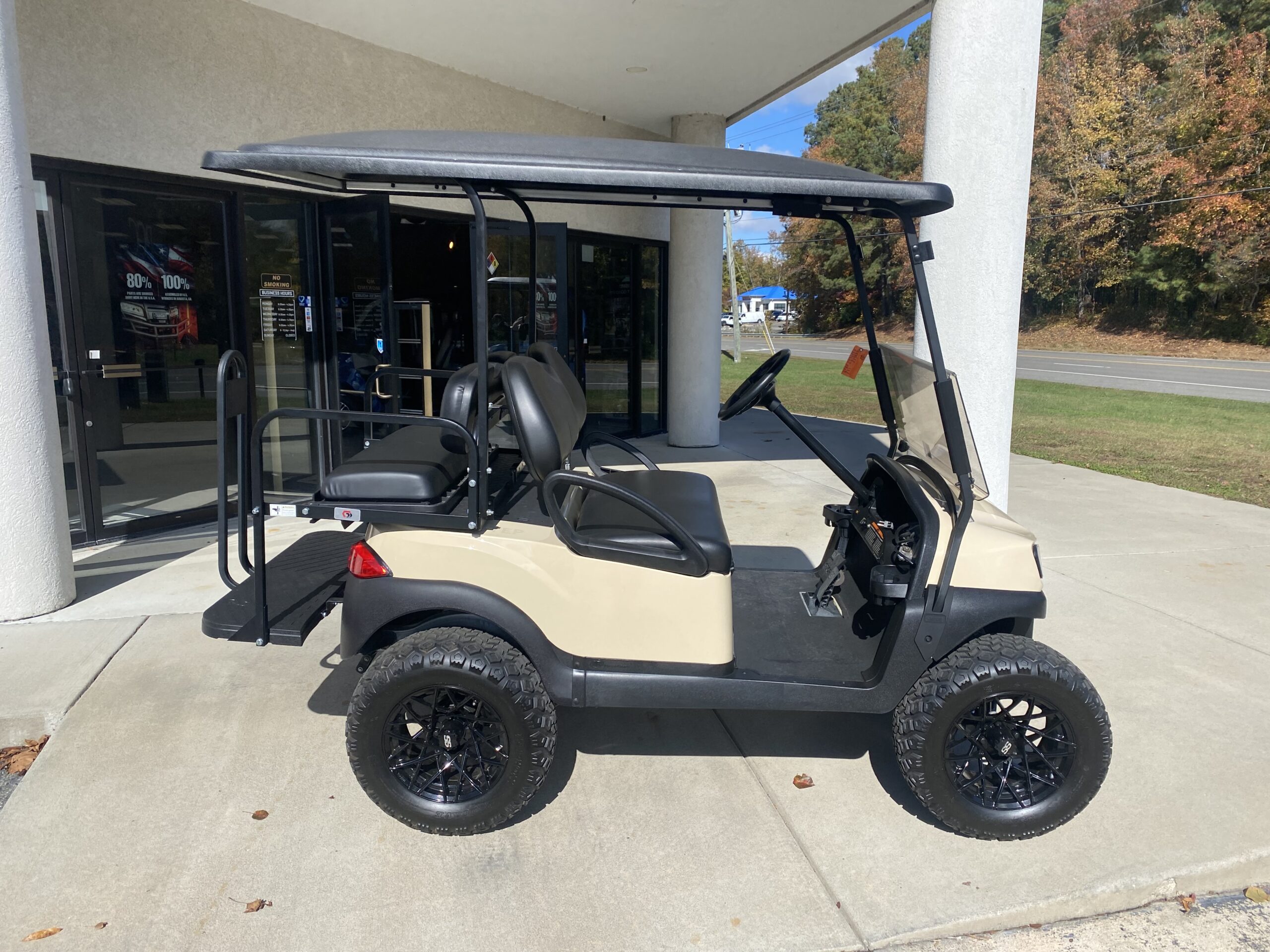 2020 Club Car Tempo Electric 4-Passenger- Beige - Image 4