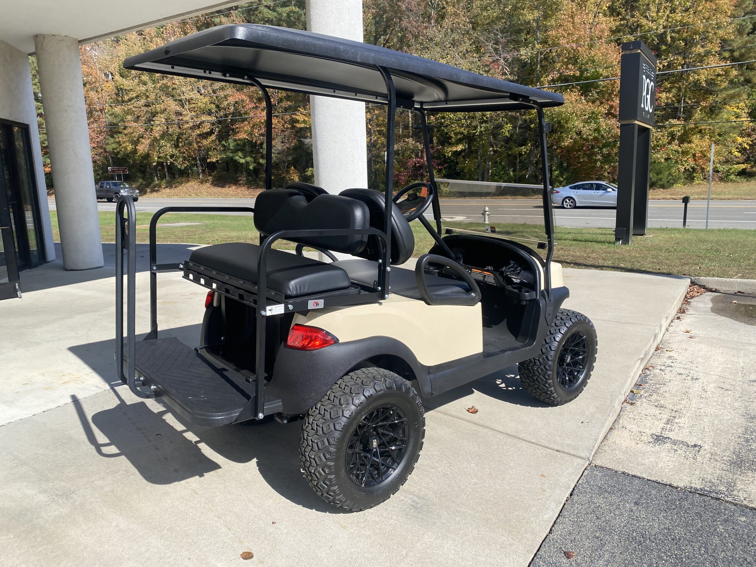 2020 Club Car Tempo Electric 4-Passenger- Beige - Image 3