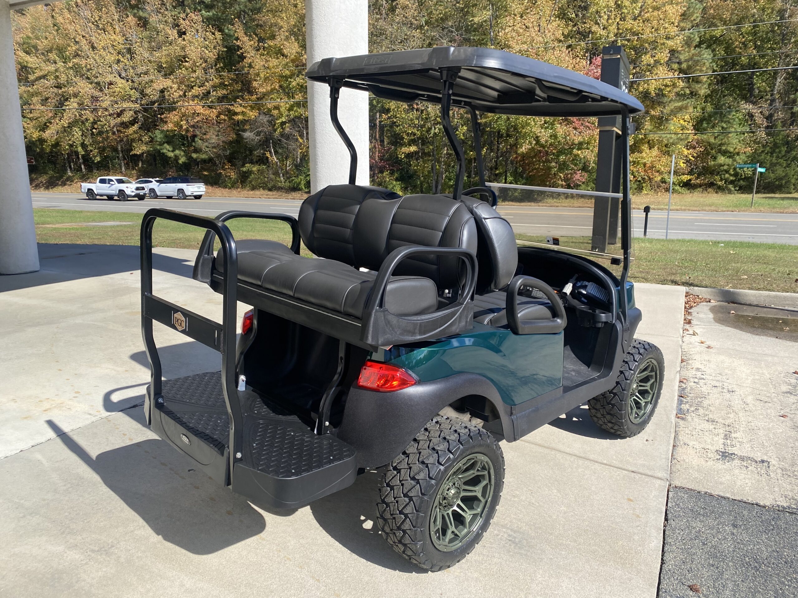 2020 Metallic Green Club Car Tempo Electric 4-Passenger - Image 3