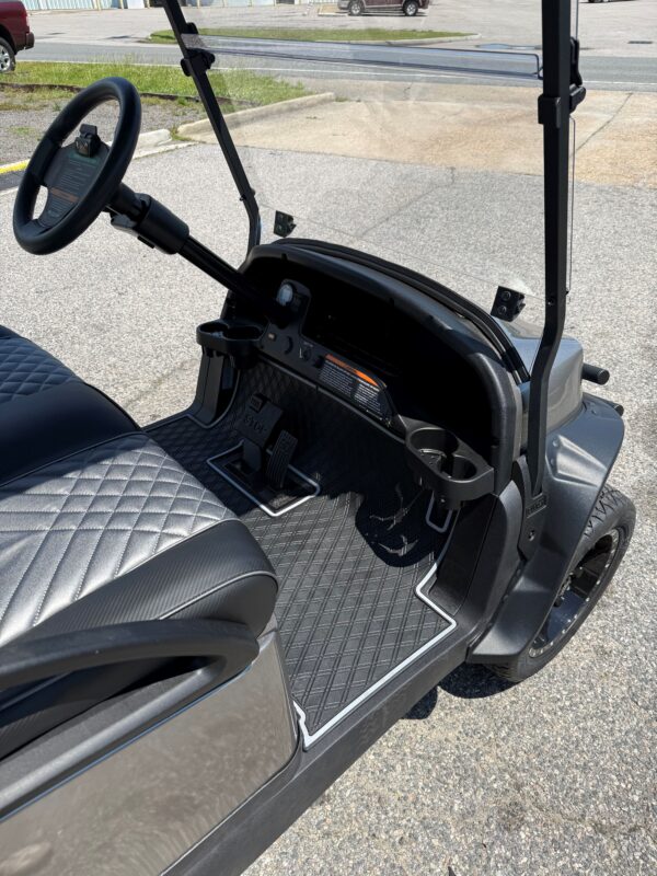 2020 Club Car Lithium Custom Tempo - Platinum Silver - Image 5