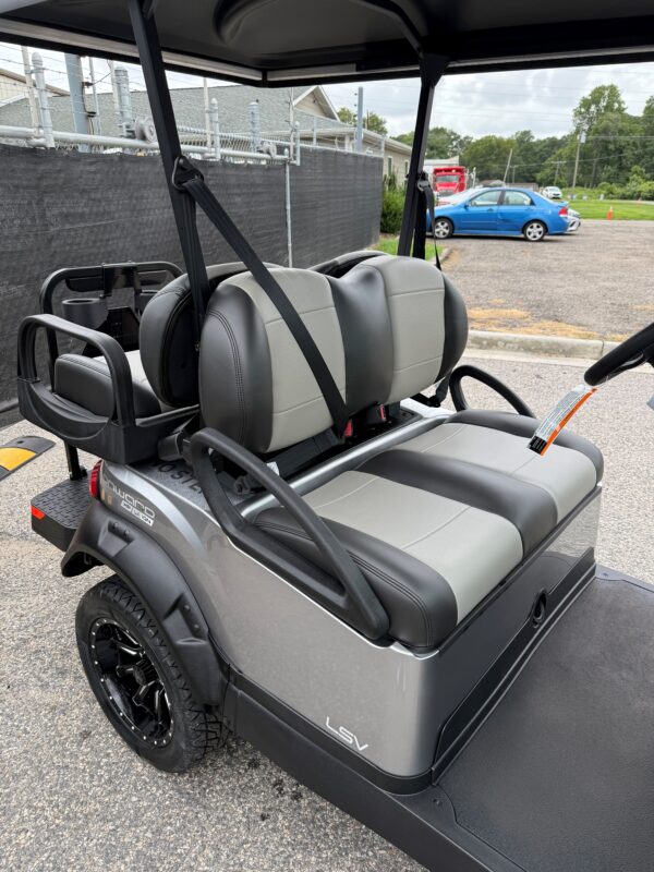 *****STREET LEGAL***** 2026 Club Car LSV Onward Lifted - Signature Silver - Image 7