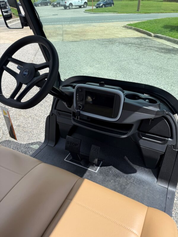 *****STREET LEGAL***** 2026 Club Car LSV Onward - Tuxedo Black - Image 4