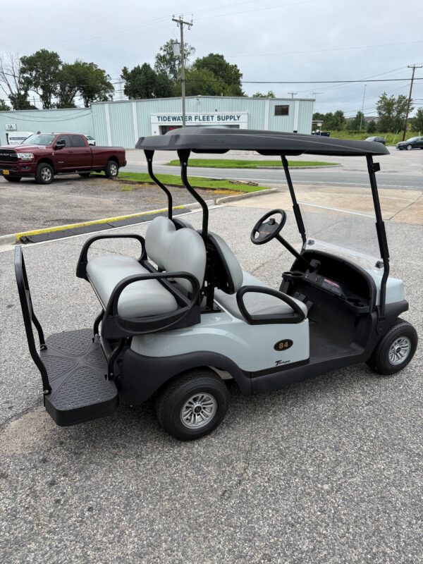 2025 Club Car Tempo Gas - Platinum - Image 2